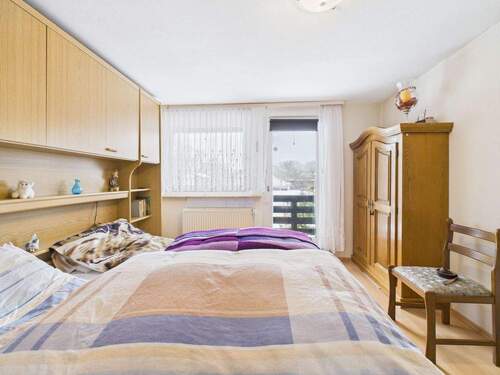 Schlafzimmer mit Balkonzugang - 