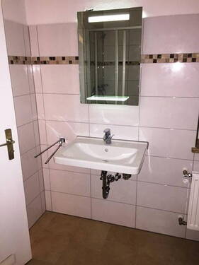 Bild 4 - Mehrfamilienhaus, Wohnhaus mit 202,00 m&sup2; in Landshut zum Kaufen