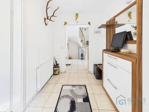 Eingangsbereich - 4 Zimmer Mehrfamilienhaus, Wohnhaus in Kierspe