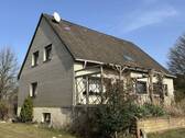  Titelbild - Zweifamilienhaus in naturnaher Dorfrandlage! (JS-1020-221)