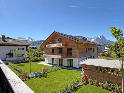 Bergblick Süden / Westen - Reihenmittelhaus mit 123,00 m&sup2; in Garmisch-Partenkirchen zum Kaufen