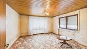 Wohnzimmer EG.jpg - 6 Zimmer Mehrfamilienhaus, Wohnhaus in Thierhaupten