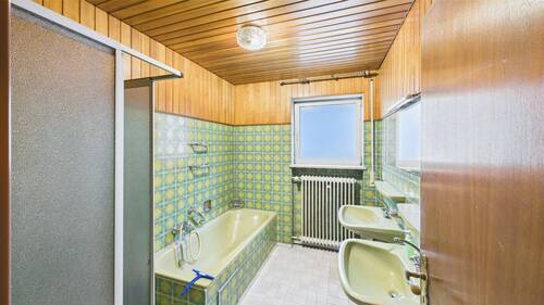Badezimmer EG.jpg - 