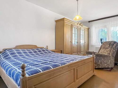 Bild 4 - Mehrfamilienhaus, Wohnhaus mit 238,30 m&sup2; in Lügde zum Kaufen