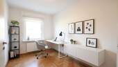 KI-generiertes Beispiel Arbeitszimmer - 