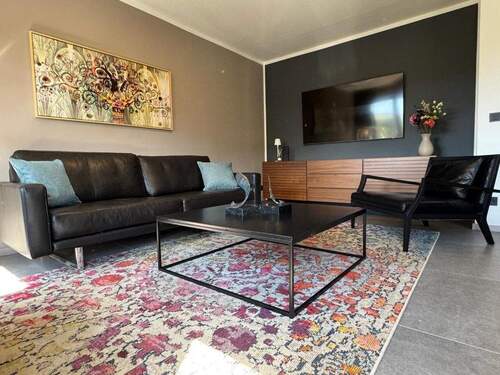 Wohnzimmer - 4 Zimmer Etagenwohnung in Bad Camberg