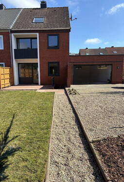 Garten hinten/Garage - 