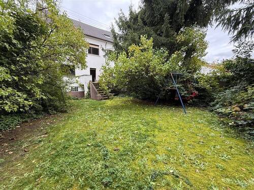 Garten - 1 Zimmer Mehrfamilienhaus, Wohnhaus zum Kaufen in Wadgassen
