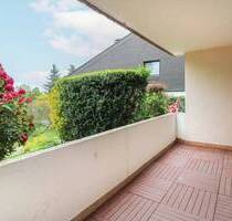 Frisch renovierte 2,5-Zimmer-Wohnung mit Loggia & Garage - Essen Überruhr-Holthausen