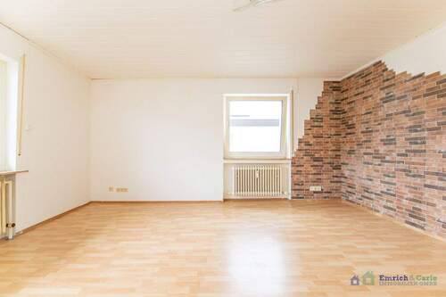 Wohn-/Esszimmer - 3 Zimmer Etagenwohnung zum Kaufen in Wiesbaden