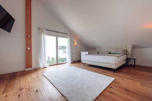 1.1 Schlafzimmer 1 - 