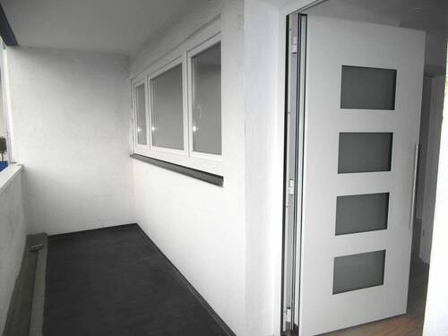 Herzlich Willkommen.jpg - Barrierefreie, moderne Wohnung mit Balkon in zentraler Lage