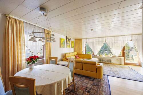 Wohn-/ Essbereich - 5 Zimmer Reihenendhaus zum Kaufen in Ludwigsburg