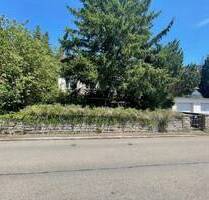 Abbruch und Neubauen oder Sanieren! 9,44 Ar Grundstück mit großzüg. 2-Fam.-Hs. in exponierter Wohnlage! - Nürtingen