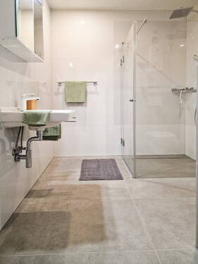 Badezimmer ebenerdige Dusche - 