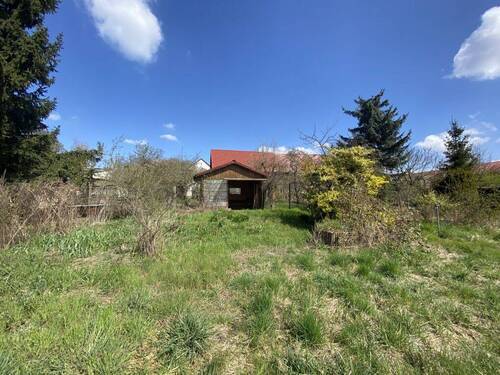 Hinter der Scheune - 