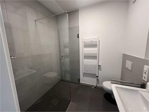 Peter Dondorf Immobilien - Badezimmer 1 - 