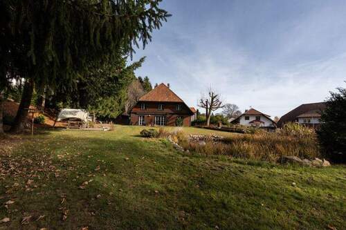 weitläufiger Garten - 1 Zimmer Einfamilienhaus in Herrischried