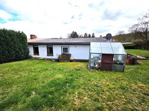Rückansicht - 5 Zimmer Reihenendhaus zum Kaufen in Espenau / Schäferberg