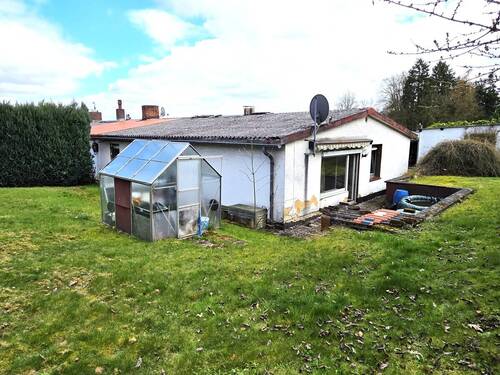 Seiten-/Rückansicht - 5 Zimmer Reihenendhaus in Espenau / Schäferberg