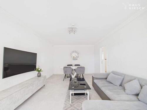 Wohnzimmer mit Essbereich - 