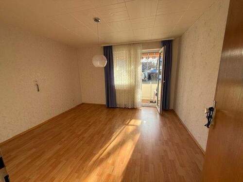 Schlafzimmer mit Balkon EG - 
