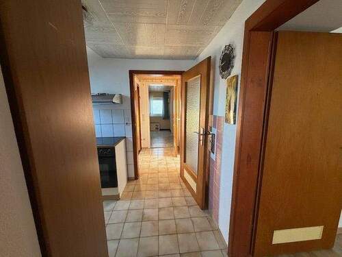 Wohnungs- u. Hausflur DG - 