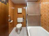 Bad - Dusche und Wanne - 
