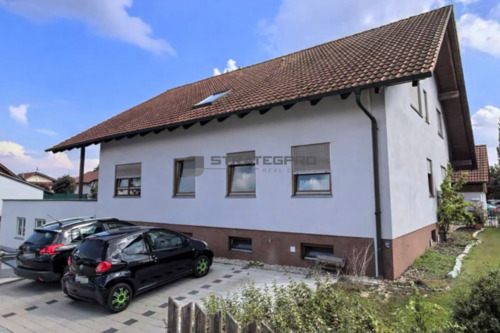 Außenansicht - Stellplätze - Mehrfamilienhaus, Wohnhaus mit 379,00 m&sup2; in Essenbach zum Kaufen