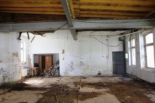 IMG_9759 - Halle in Plauen zur Miete