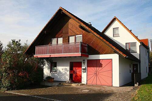 Bild 2 - 8 Zimmer Einfamilienhaus zum Kaufen in Berghülen