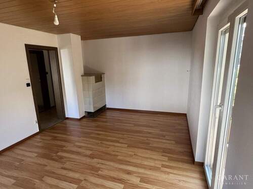 Wohnzimmer EG - 8 Zimmer Mehrfamilienhaus, Wohnhaus in Schwaikheim