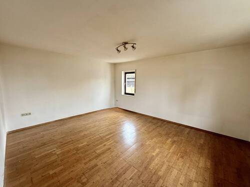 Wohnzimmer - Einfamilienhaus mit 117,10 m&sup2; in Mittelstetten zum Kaufen