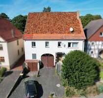 Einfamilienhaus auf großem Grundstück mit 2.384 m² Fläche - Trendelburg Langenthal