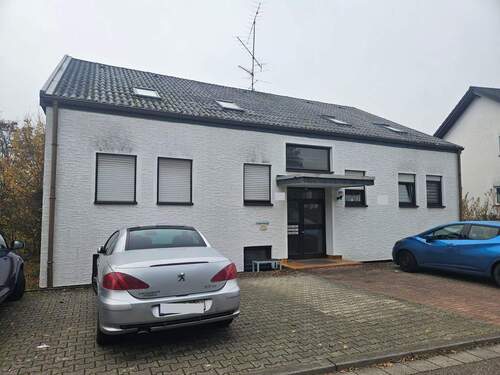 DG Eigentumswohnung zu verkaufen - 2 Zimmer Etagenwohnung zum Kaufen in Neunkirchen