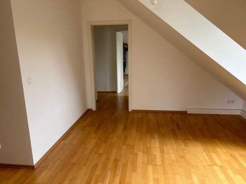 Wohnbereich1 - Etagenwohnung mit 85,50 m&sup2; in München zum Kaufen