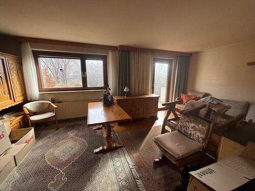 Wohnen/Essen m. Abgang auf Terrasse - 