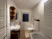 Bottrop_House 2nd floor bathroom1 - 