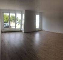 3 Zi Whg - bodentiefe Fenster, hell, Tiefgarage - zentral und im Grünen - Leipzig Probstheida