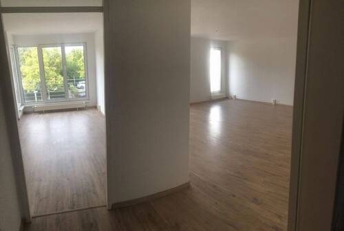 Flurblick in Zimmer - 