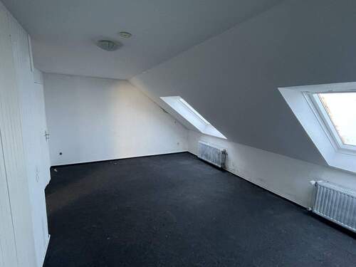 Kinderzimmer/ Büro Dachgeschoss - 