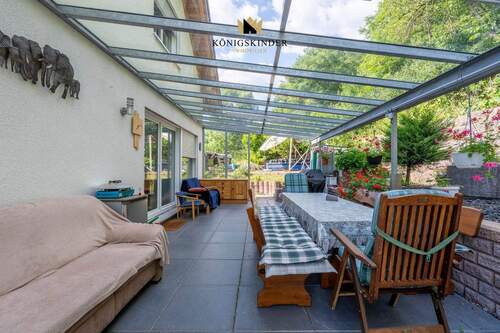 Charmant von außen, gemütlich von innen. - Doppelhaushälfte mit 187,00 m&sup2; in Reutlingen - Sondelfingen zum Kaufen