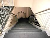 Treppe zum Untergeschoss - 