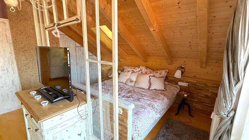 Individueller Schlafbereich - Mehrfamilienhaus, Wohnhaus mit 357,00 m² in Oberstdorf zum Kaufen