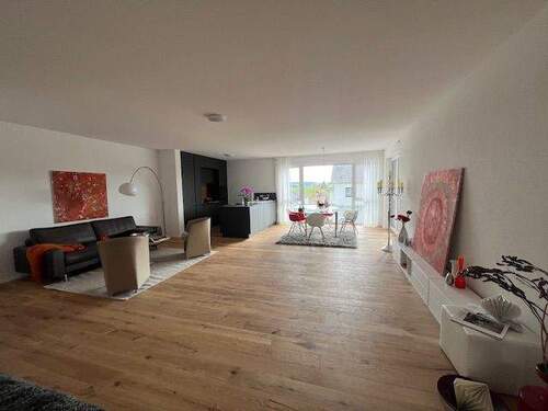 Lage Wohnung 4 EG. - 4 Zimmer Neubauwohnung mit Terrasse und Gartenanteil