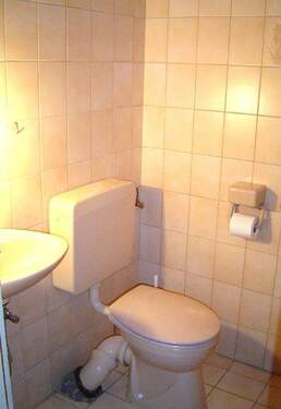 WC - 