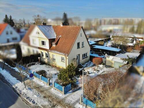 Ansicht Straße - 5 Zimmer Doppelhaushälfte in Demmin