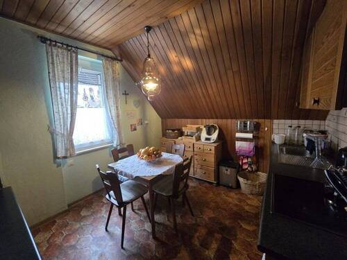 DG - Küche - 6 Zimmer Mehrfamilienhaus, Wohnhaus zum Kaufen in Groß-Zimmern