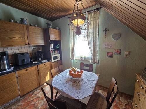 DG - Küche - 6 Zimmer Mehrfamilienhaus, Wohnhaus in Groß-Zimmern