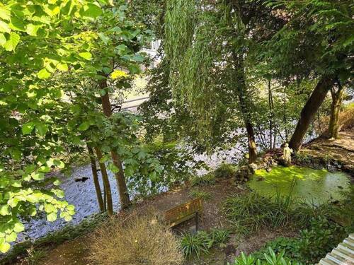 3 - 8 Zimmer Mehrfamilienhaus, Wohnhaus in Kaufungen